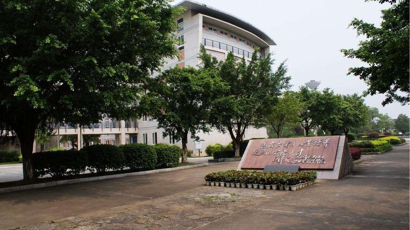 国产电子元器件替代进口：如何规避潜在风险