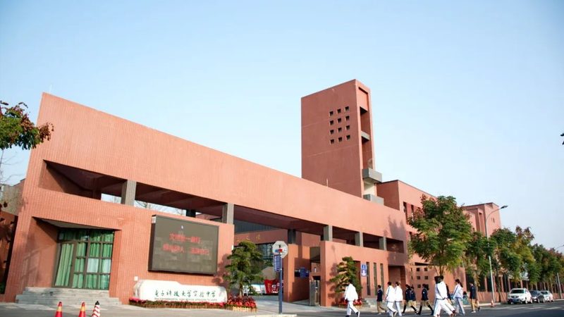 电容器规格尺寸揭秘：揭秘电子元件中的“心脏